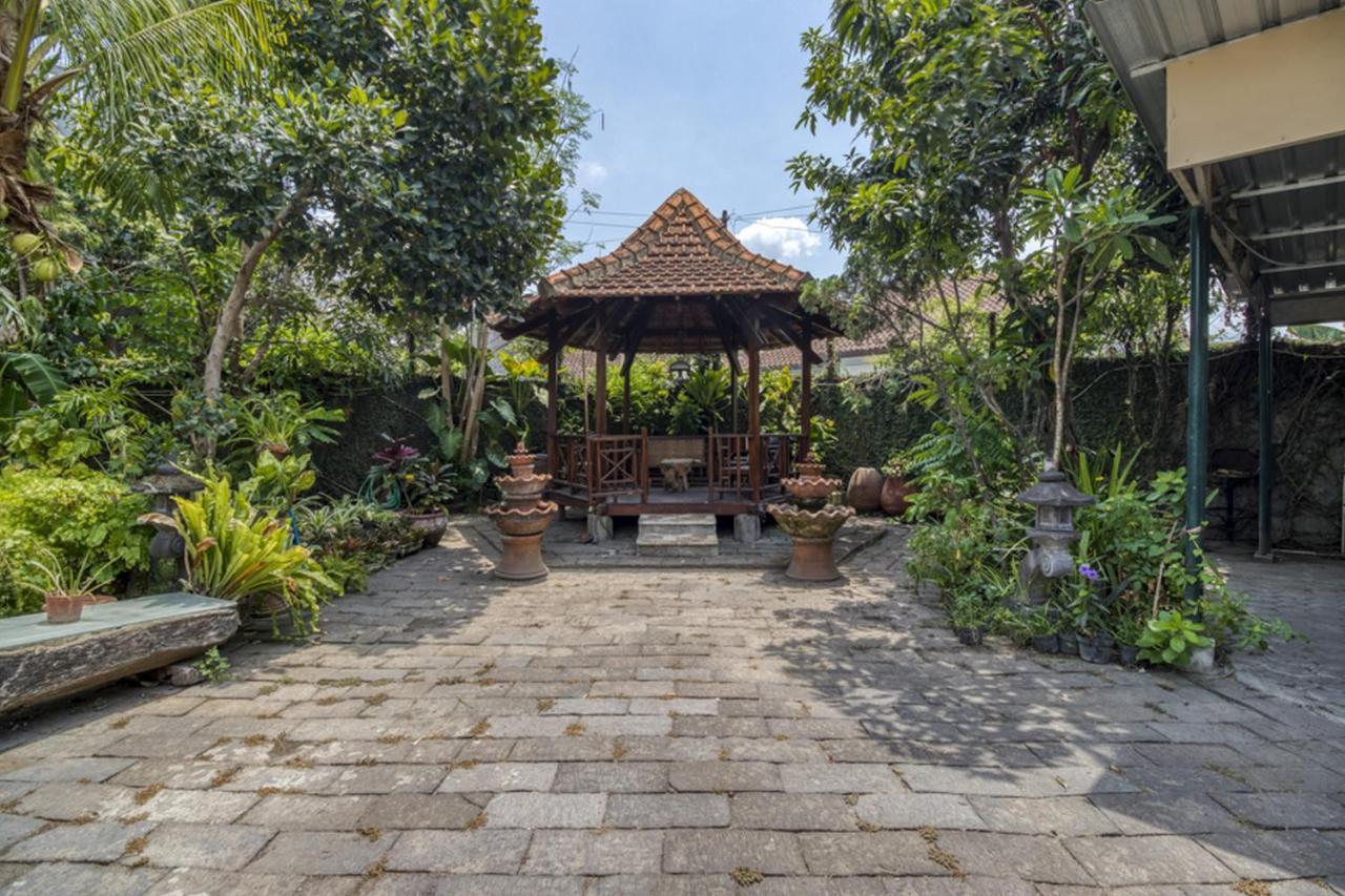 Reddoorz Hostel Near Adisucipto Airport Yogyakarta Kalasan Kültér fotó