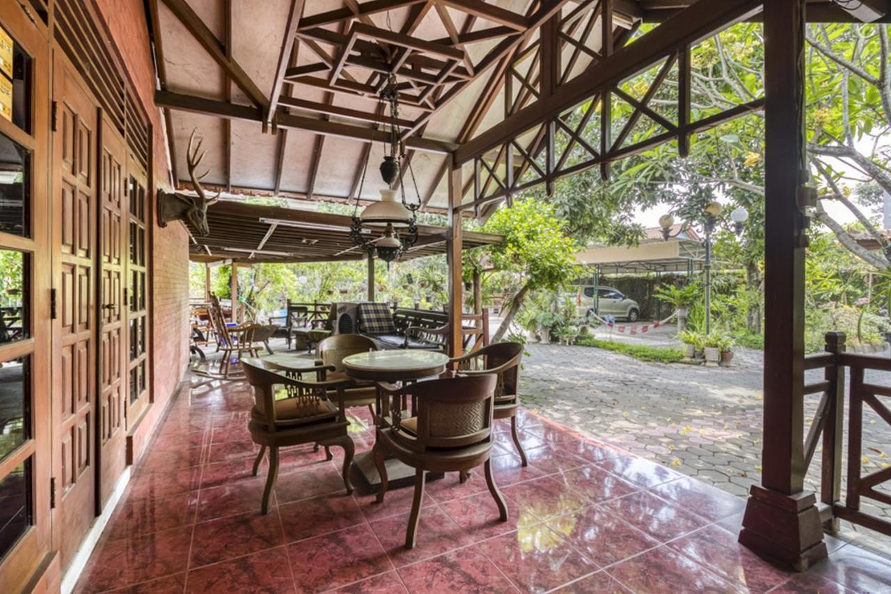 Reddoorz Hostel Near Adisucipto Airport Yogyakarta Kalasan Kültér fotó